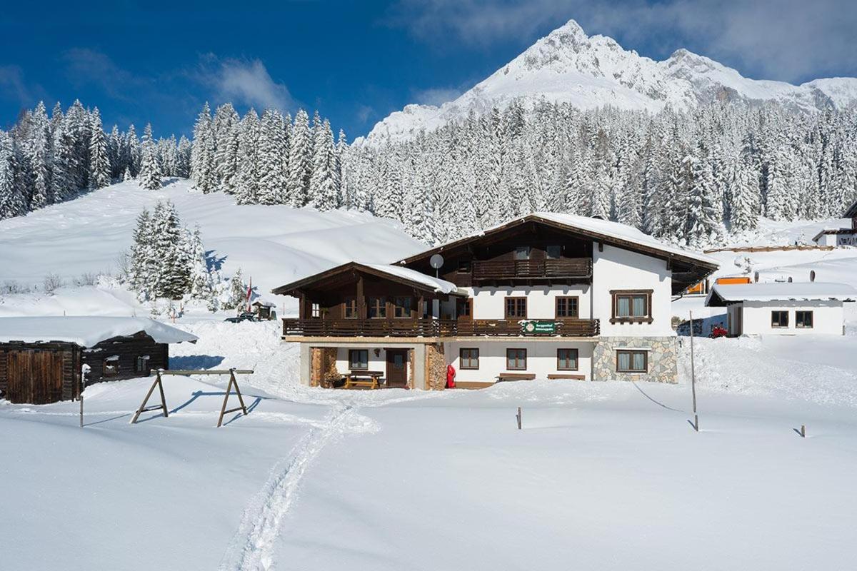 Отель Mittereggalm Мюльбах Экстерьер фото